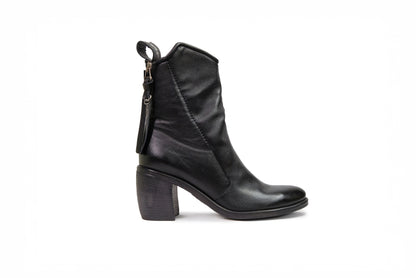 Stivaletti in pelle nera “A.S.98”