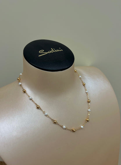 Collana modello moon con boule piccole color oro e perline “ Sodini”