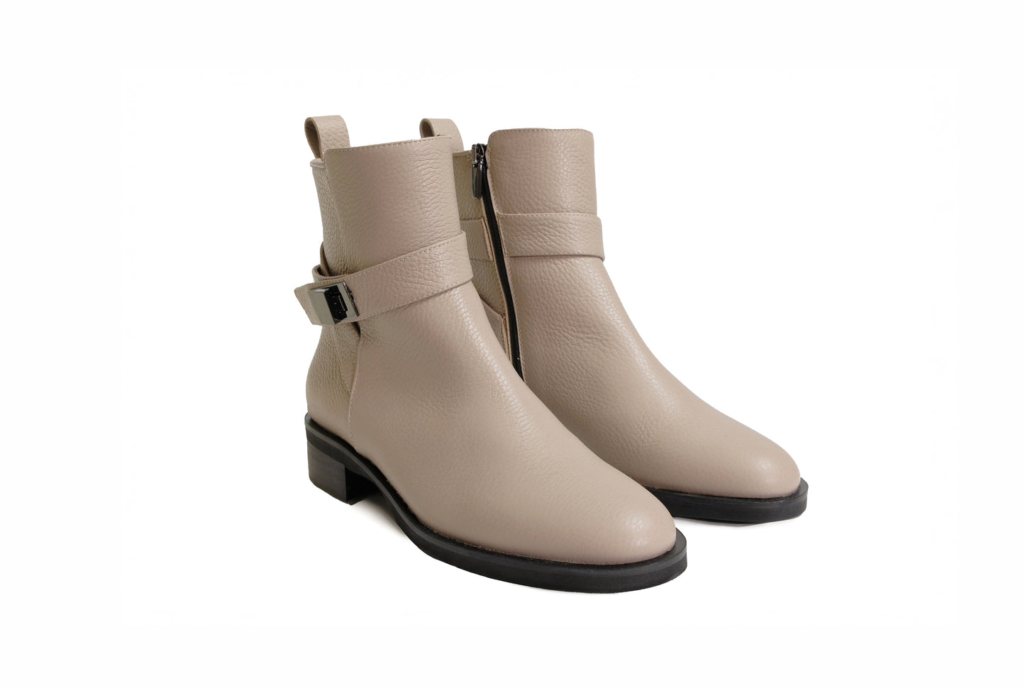 Stivaletto basso in pelle fango “Evaluna”