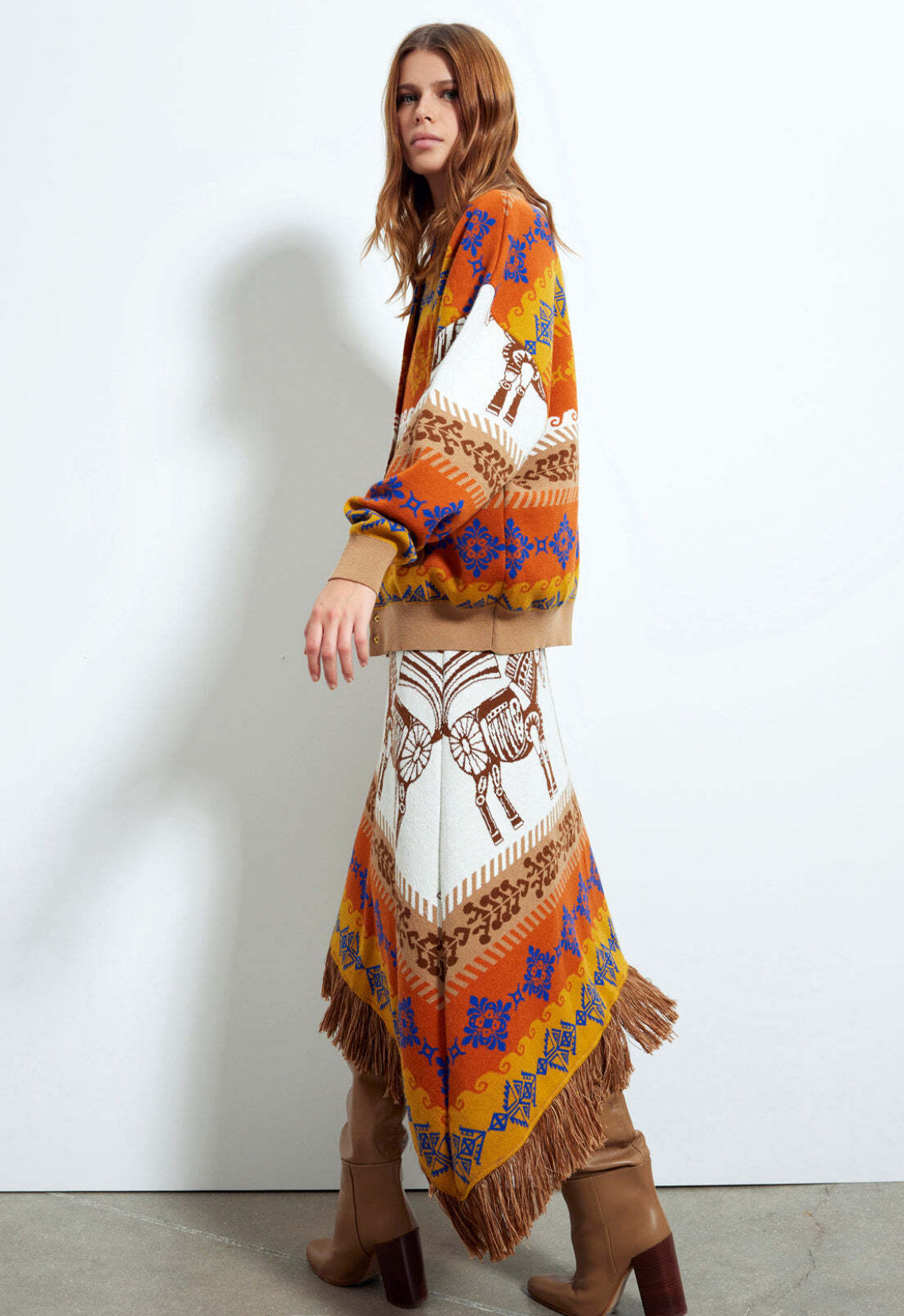 Gonna asimmetrica con pattern all over cavalli “Akep”