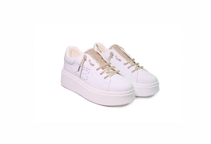 Sneakers in pelle bianca con micro strass dorati “Tosca Blu”
