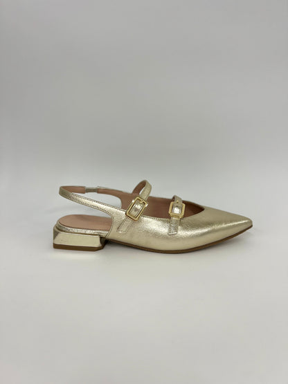 Scarpa bassa aperta dietro laminata platino “Lorenzo Mari”