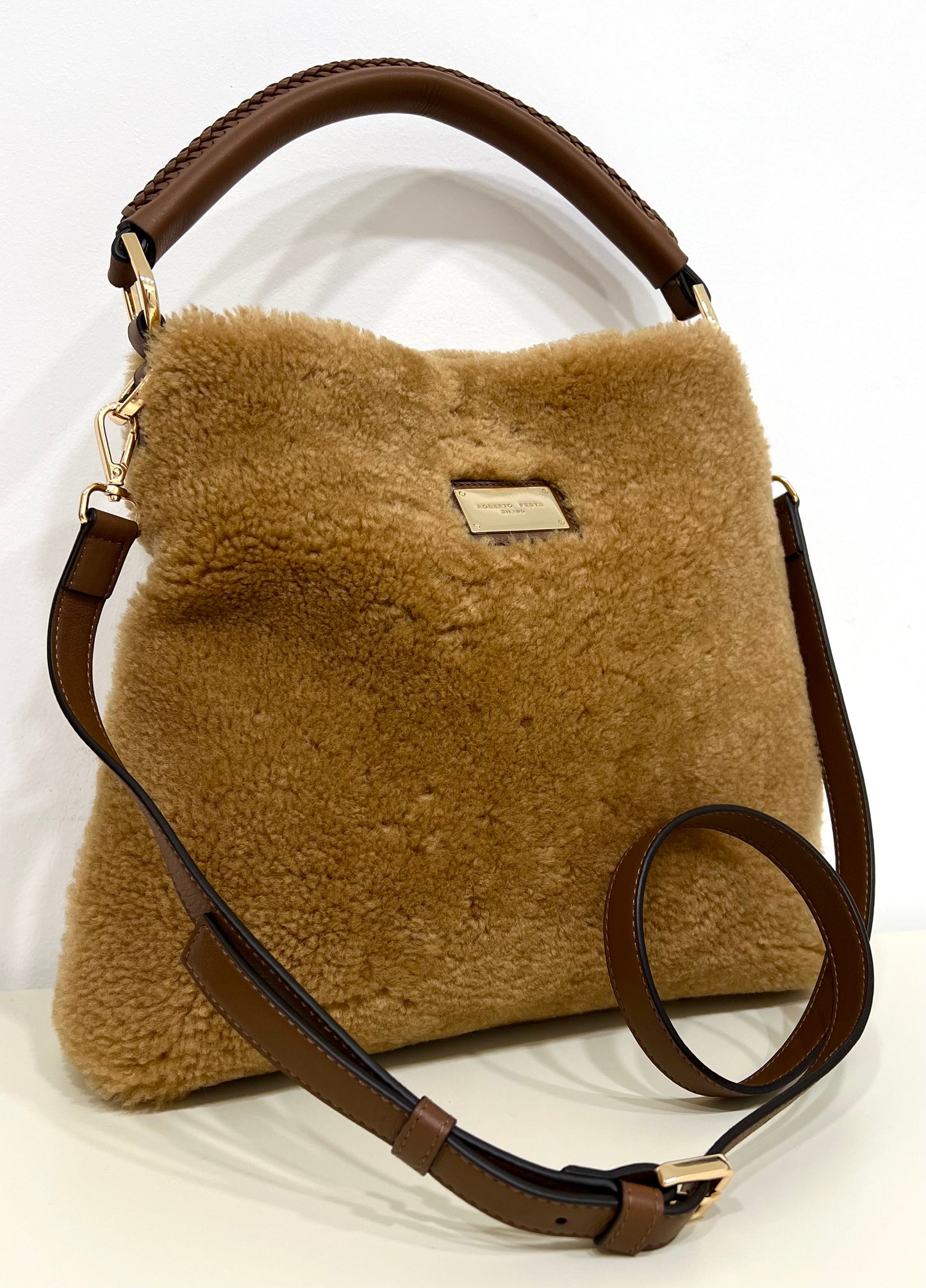 Borsa a spalla in montone teddy “Roberto Festa”