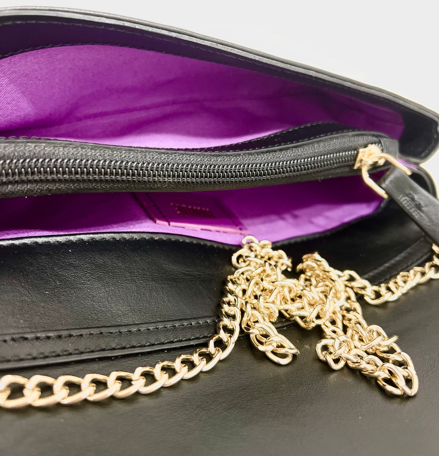 Pochette a mano gioiello ”Innue”
