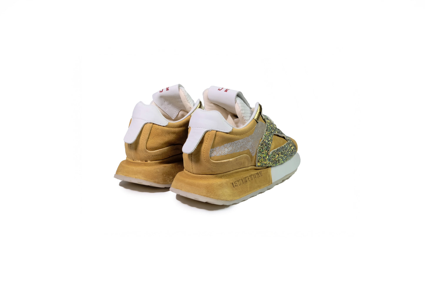 Sneakers in camoscio senape “A.S.98”
