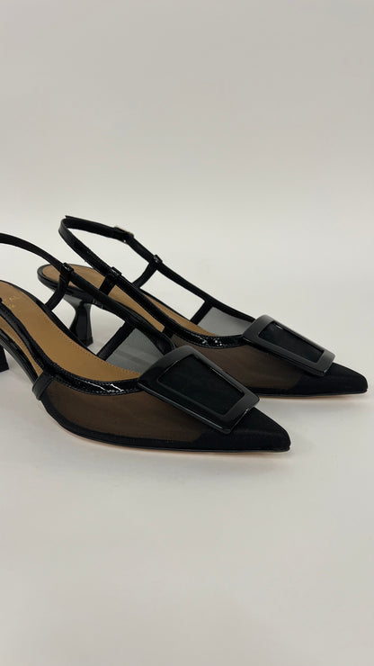 Sandalo basso in vernice nera “Chantal”