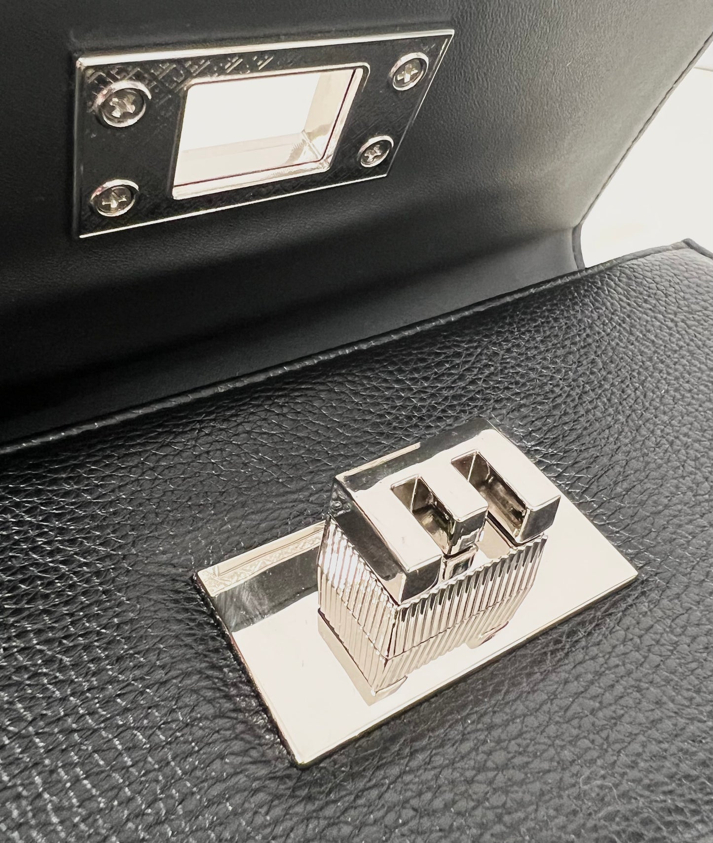 Portafoglio large zip wallet sally “Ermanno Firenze”