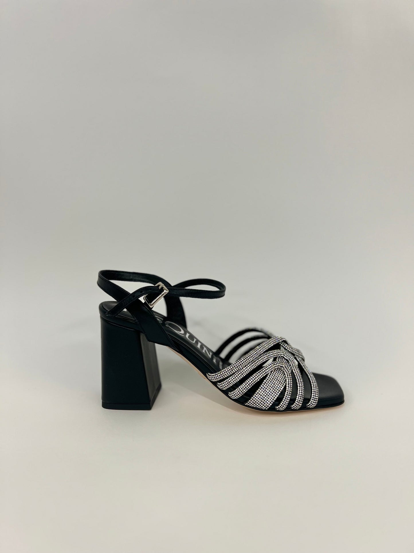 Sandali in nappa nero e strass “Pasquini”