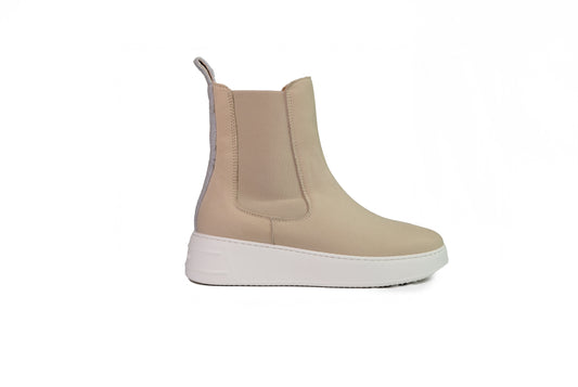 Stivaletto in nabuk sabbia modello Emily “Stokton”