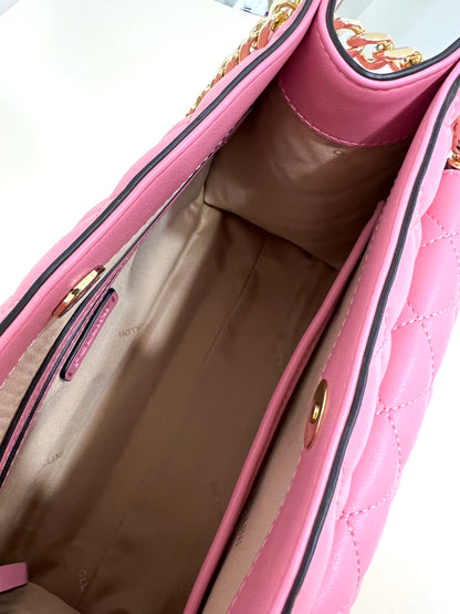Borsa a tracolla con catena rosa “Pollini”
