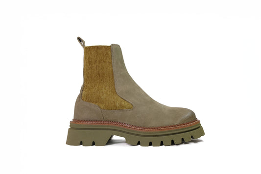 Stivaletto beatles in velour verde “Les Tulipes”