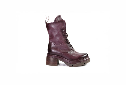 Stivaletto in pelle bordeaux “A.S.98”