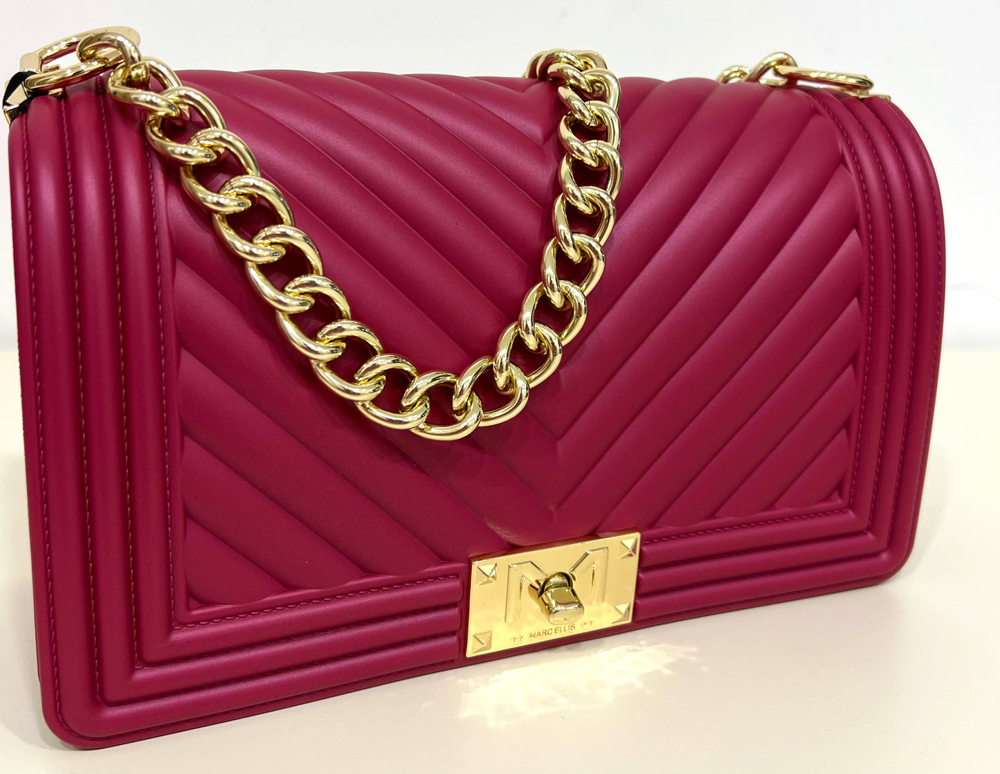 Flat-bag Cherry/Gold “Marc Ellis”