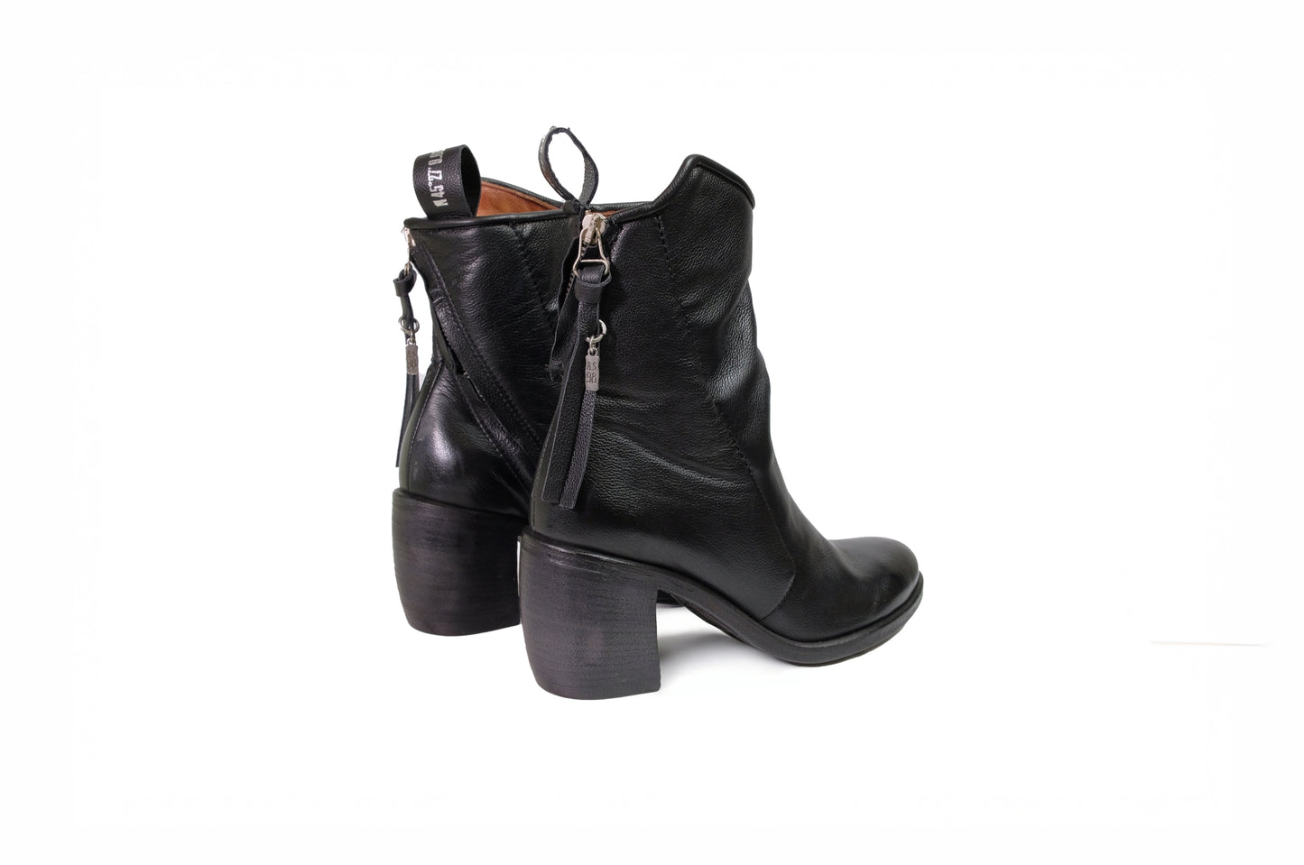 Stivaletti in pelle nera “A.S.98”