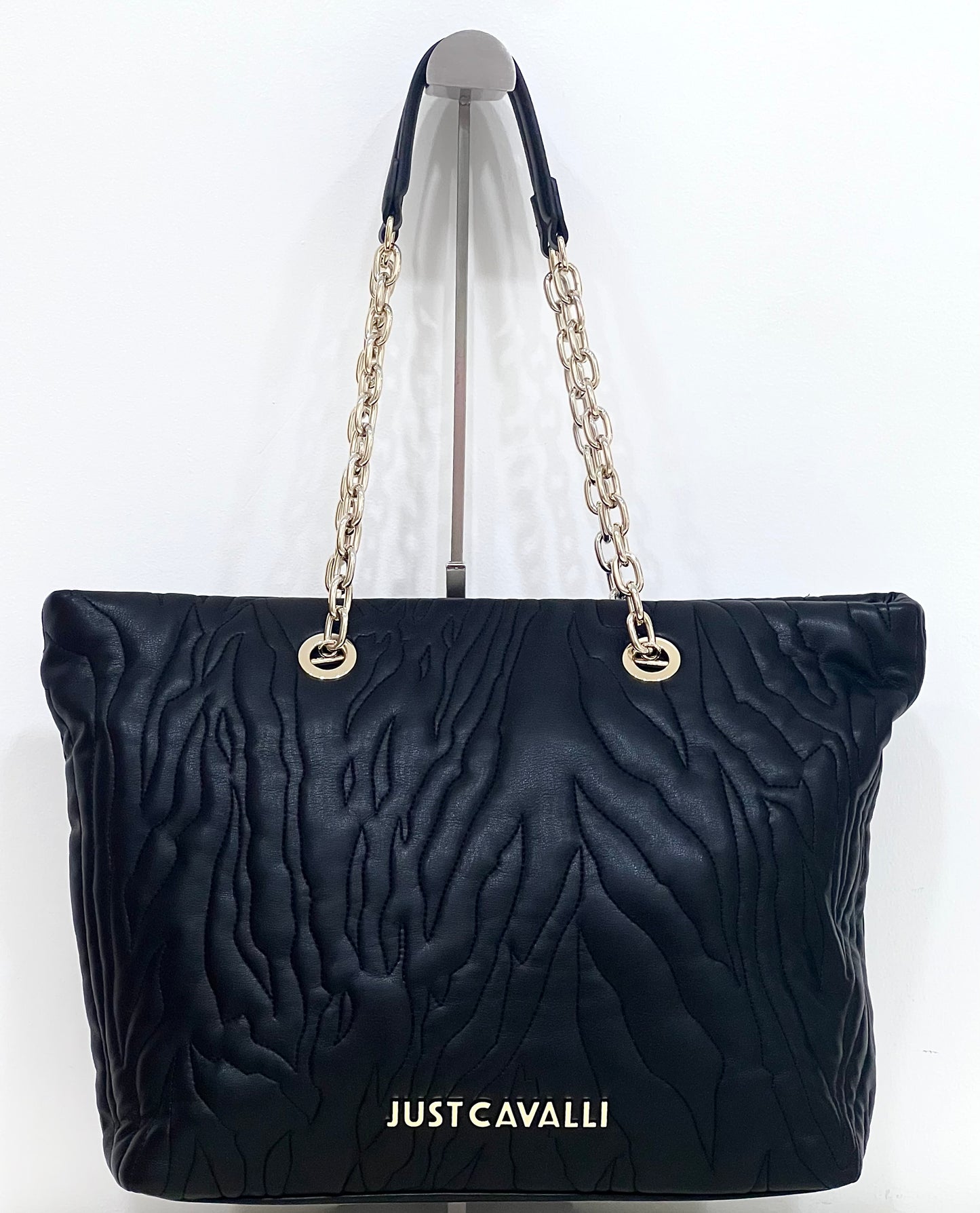 Range e quilted zebra-style “Just Cavalli”
