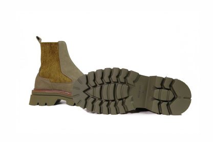 Stivaletto beatles in velour verde “Les Tulipes”