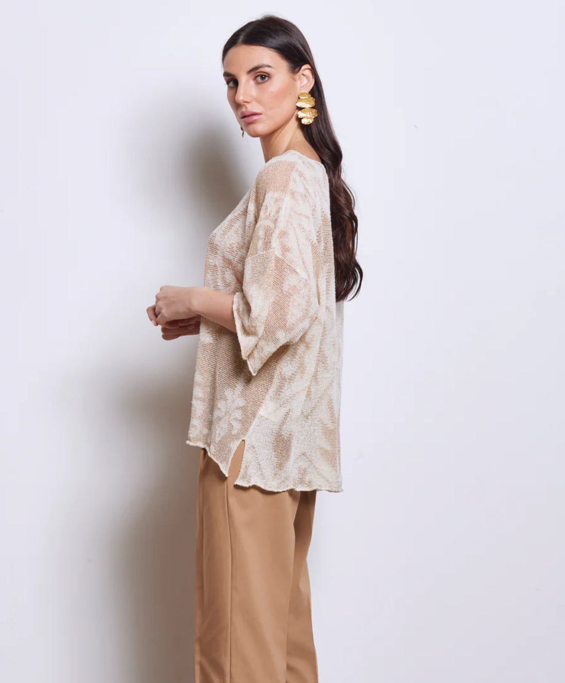 Maglia scatola fantasia damascata ton sur ton “Akep”